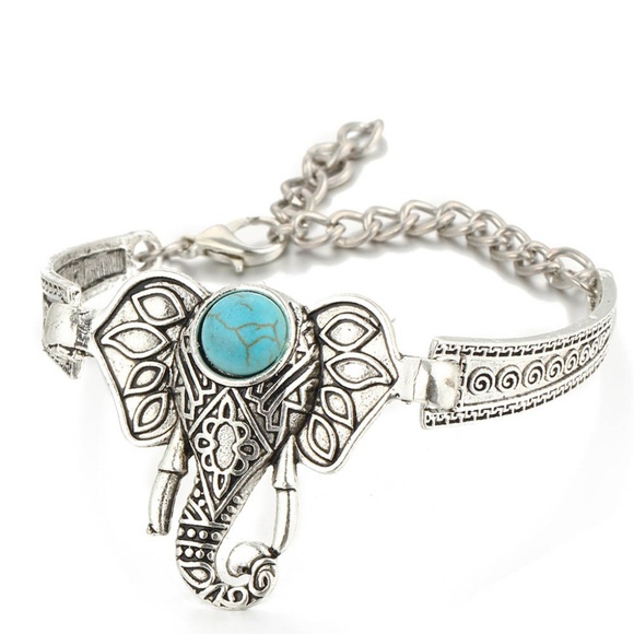 LiveChicStyle Jewelry - Turquoise Elephant Silver Bracelet